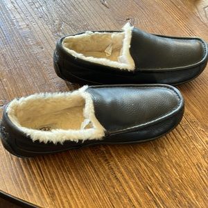 UGG Mens Ascot Slippers black leather size 11